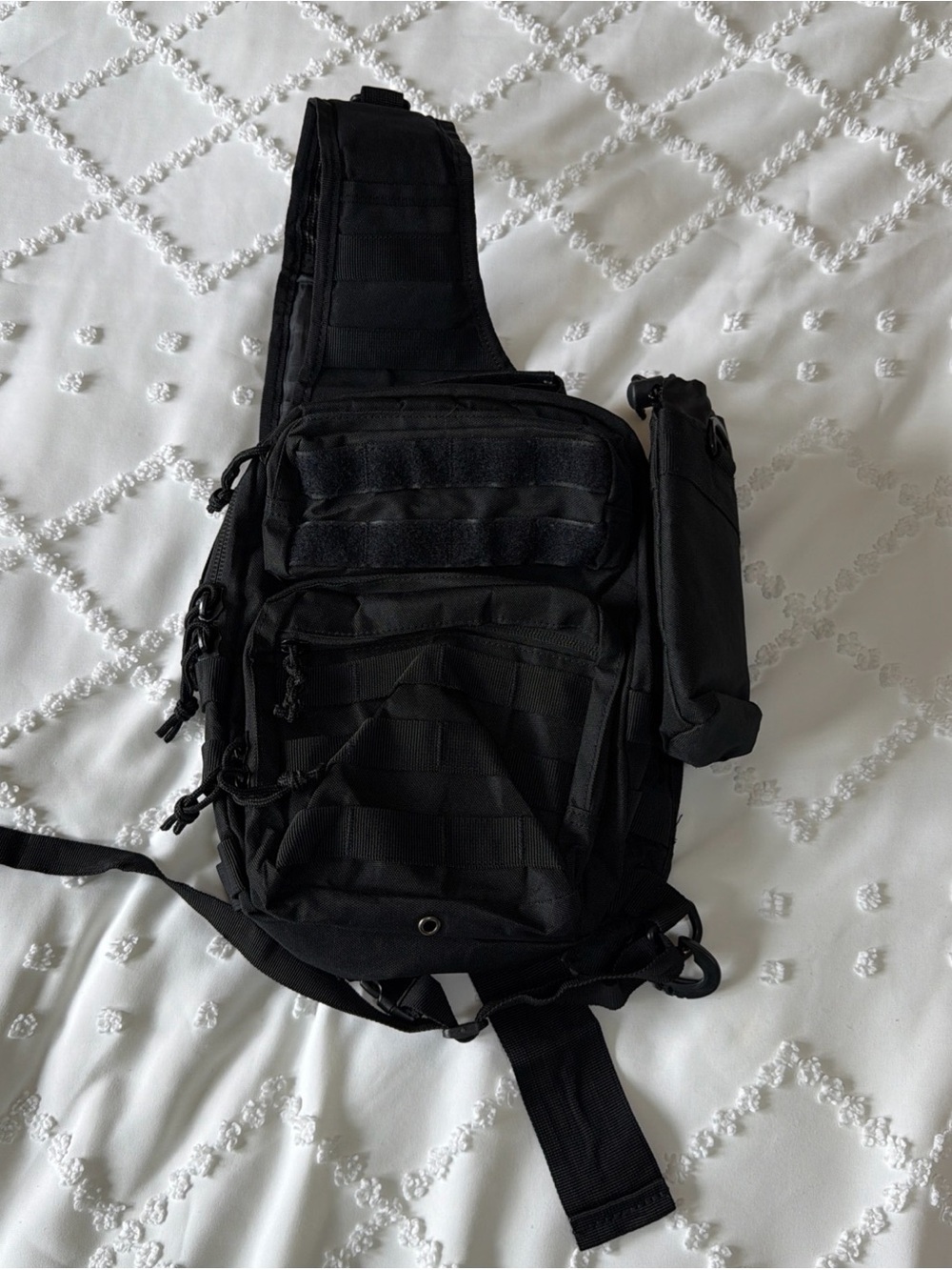 USA EveryDay Carry Sling Tactical Shoulder Bag Military Black Water Bottle Pouch